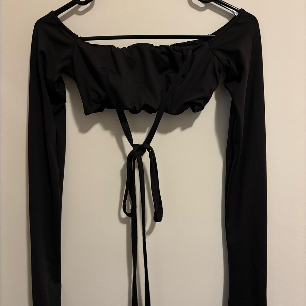 Edikted longe sleeve crop top